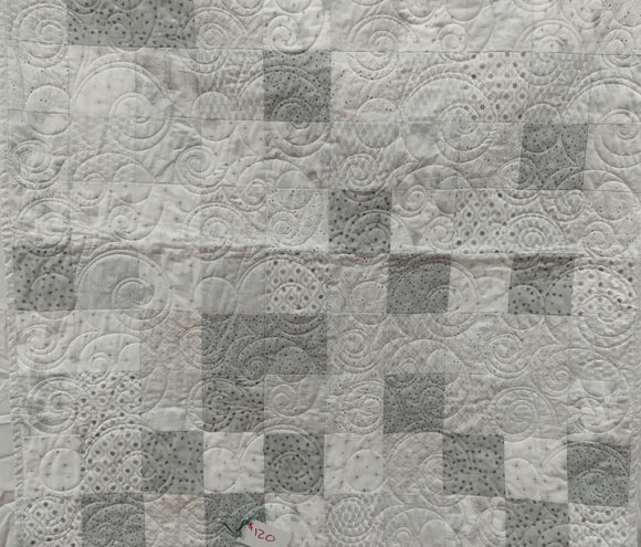 Silver & White Quilt Kit Aprox 50x50